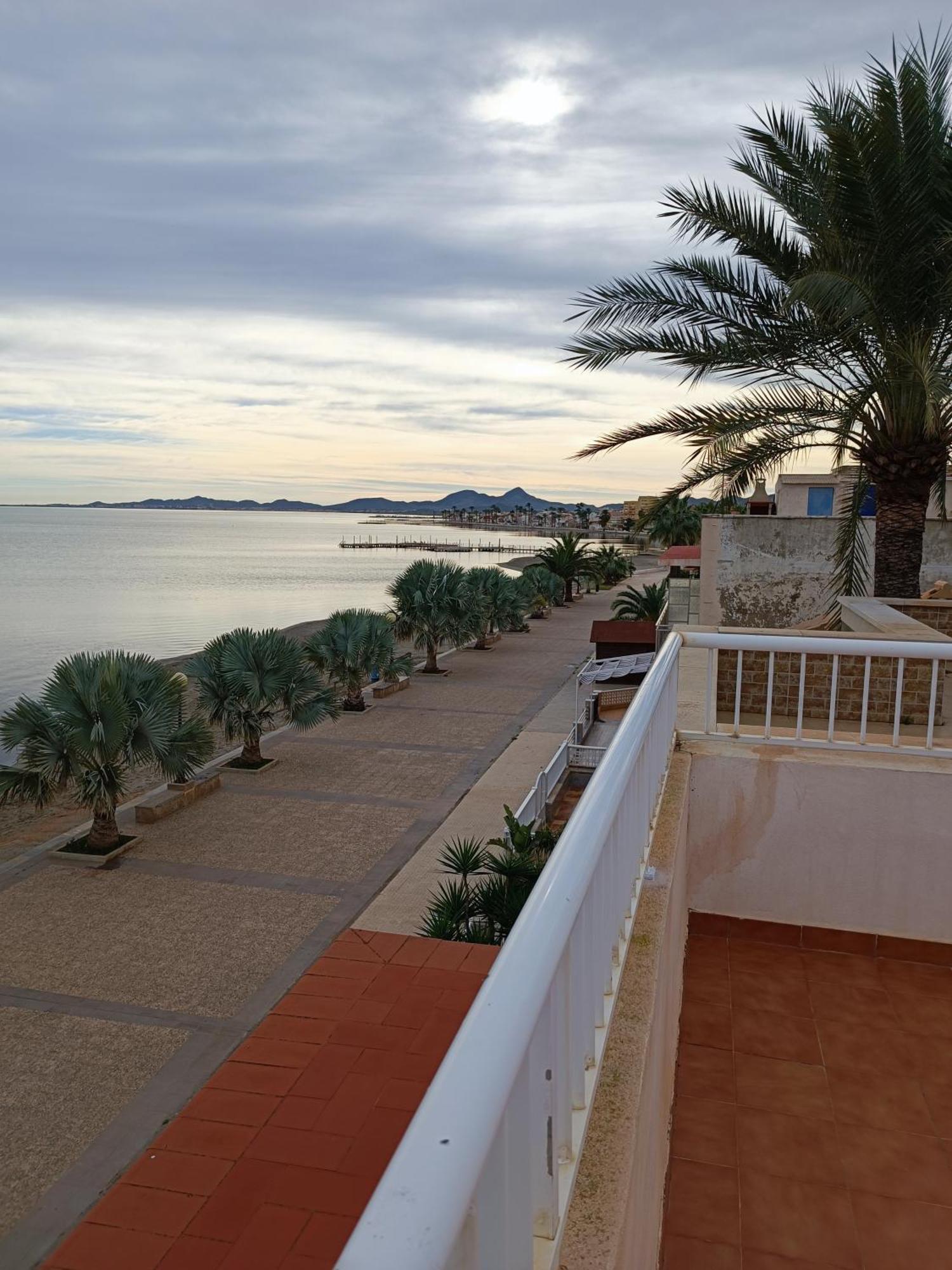 Top Floor Apartment Beachhouse, Beautiful Sea View, On The Beach! Картахена Экстерьер фото